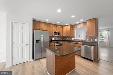 26 Kilgore Way, Bunker Hill, WV 25413 - photo 2