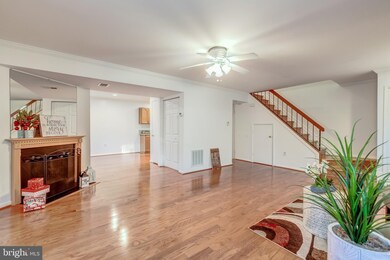 5670 Oak Tanager Ct, Burke, VA 22015 - photo 7