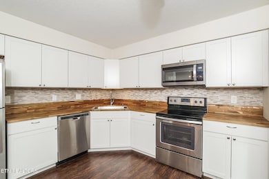 1524 Citation Cir, Knoxville, TN 37931 - photo 7