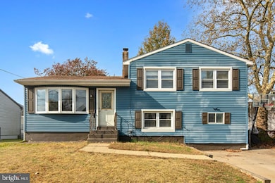 351 Maple Ave, Gloucester City, NJ 08030 - photo 2