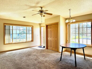 340 Maplewood Ct unit 10, Isle, MN 56342 - photo 3