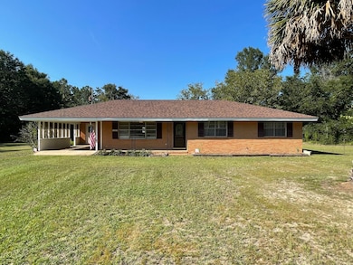 220 Strickland St, Reidsville, GA 30453 - photo 2