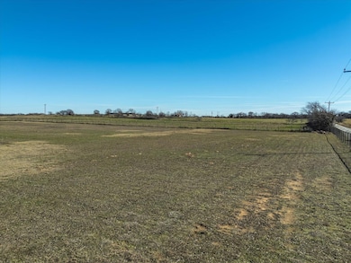 1140 Winn Rd, Bowie, TX 76230 - photo 3