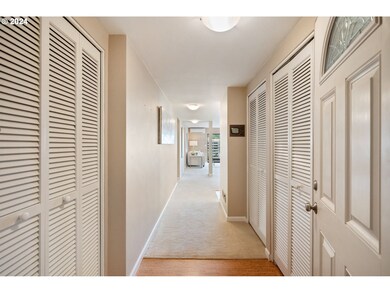 Entrance/Foyer