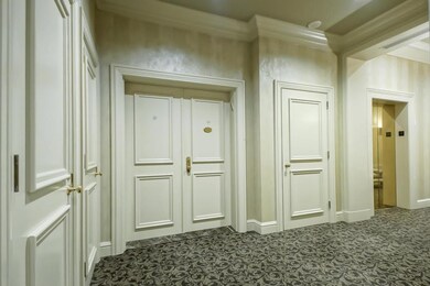 Entrance to 12G