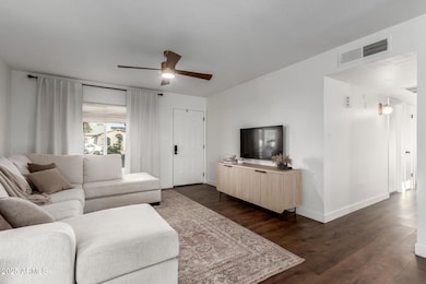 2236 S Evergreen Rd, Tempe, AZ 85282 - photo 6