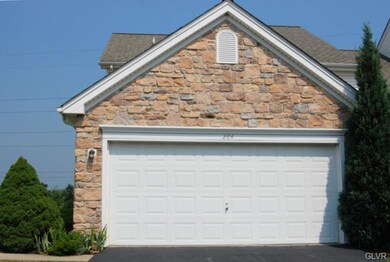 264 Park Ridge Dr, Easton, PA 18040 - photo 2