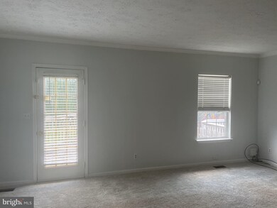 208 Rover Ct, Stafford, VA 22554 - photo 2