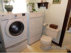 Convenient laundry & 1/2 bath