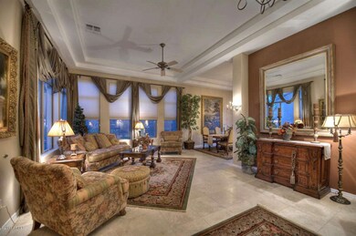 005_Living Room