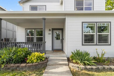 357 Brookhaven Dr, Central Point, OR 97502 - photo 2