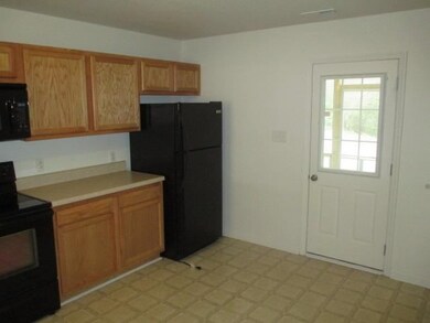 305 Doris Place Dr, Jacksonville, NC 28540 - photo 5