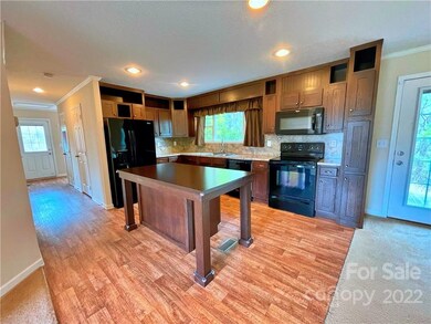 147 S Yadkin River Rd, Statesville, NC 28625 - photo 3