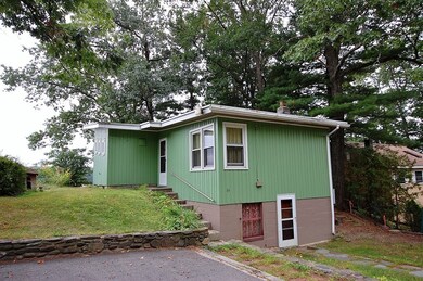 84 Oak Ridge Rd, Lunenburg, MA 01462 - photo 4