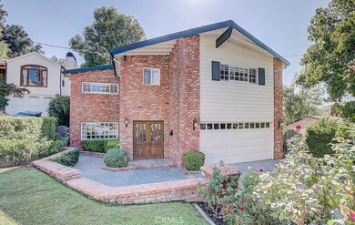 21812 Martinez St, Woodland Hills, CA 91364 - photo 2