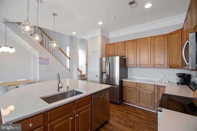 13022 Blacksmith Dr, Clarksburg, MD 20871 - photo 5