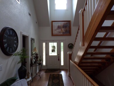 Entry/Foyer