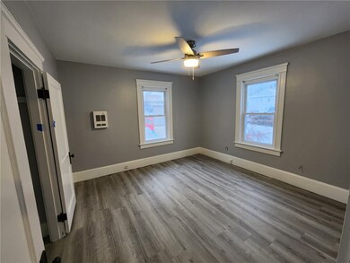 505 Grove St unit 1R, Woonsocket, RI 02895 - photo 2