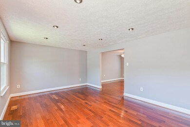 1569 Andover Ln, Frederick, MD 21702 - photo 3