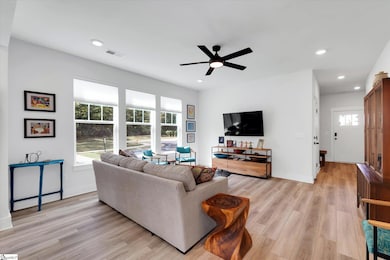 129 Shager Place, Travelers Rest, SC 29690 - photo 7