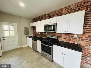 326 Fountain St, Philadelphia, PA 19128 - photo 7