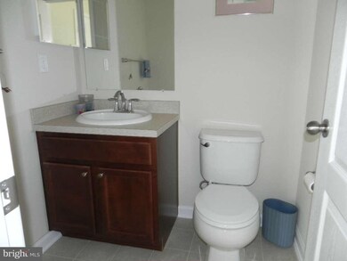 15328 Tewkesbury Place, Upper Marlboro, MD 20774 - photo 4