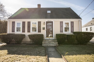 25 Hutchinson Ave, Pawtucket, RI 02861 - photo 3