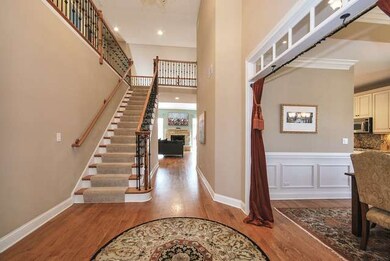 1762 Manchester Rd, Wheaton, IL 60187 - photo 2