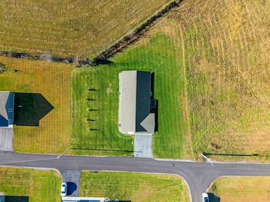 59 Village Ln, Russell Springs, KY 42642 - photo 3