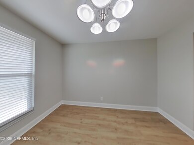 6047 Carla Ct, Jacksonville, FL 32244 - photo 4