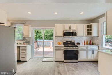 6018 Burgess Ave, Baltimore, MD 21214 - photo 7