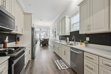 2107 Harmony St, New Orleans, LA 70115 - photo 6