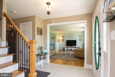 720 Streaker Rd, Sykesville, MD 21784 - photo 2