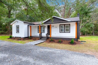 750 Cherokee Rd, Pelzer, SC 29669 - photo 2