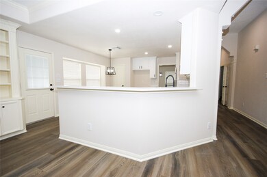 BIG QUARTZ TOPPED BREAKFAST BAR