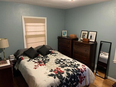 1604 Madison St, Cedar Falls, IA 50613 - photo 4