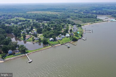 125 Riverview Cir, Colonial Beach, VA 22443 - photo 4