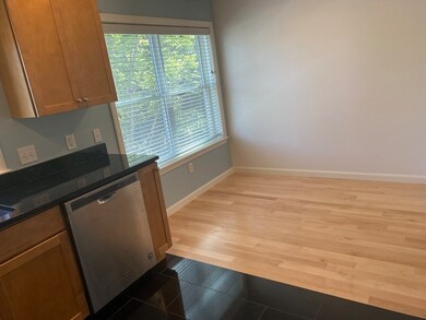 400 Cross St unit 301, Winchester, MA 01890 - photo 5