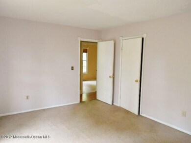 352-384129 - Bedroom 1 - different angle