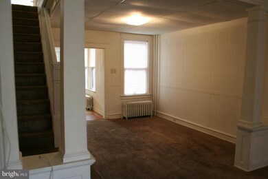 546 Manor St, Lancaster, PA 17603 - photo 4