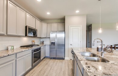 12127 Quail Hunt, San Antonio, TX 78254 - photo 6