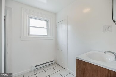 128 W Broad St unit 2, Paulsboro, NJ 08066 - photo 5