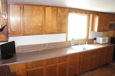 Open Counter Space (800x532)