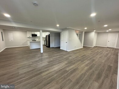 6900 Ironbridge Ln, Laurel, MD 20707 - photo 5