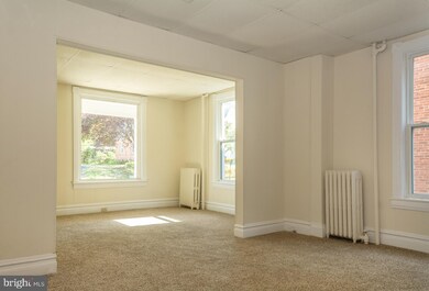 232 N Grant St, Waynesboro, PA 17268 - photo 4