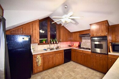 8517 N Kings Hwy, Texarkana, TX 75503 - photo 4