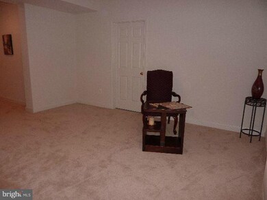 42108 Porch Light Dr, Aldie, VA 20105 - photo 5