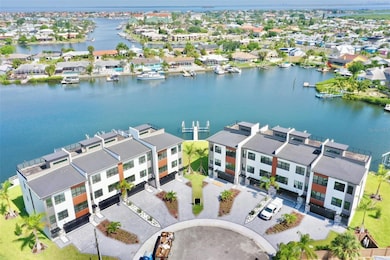 772 Gran Kaymen Way, Apollo Beach, FL 33572 - photo 3