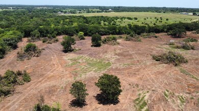 1521 Oak Hill Rd, Cleburne, TX 76031 - photo 6