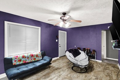 1712 E 25th St, Muncie, IN 47302 - photo 5